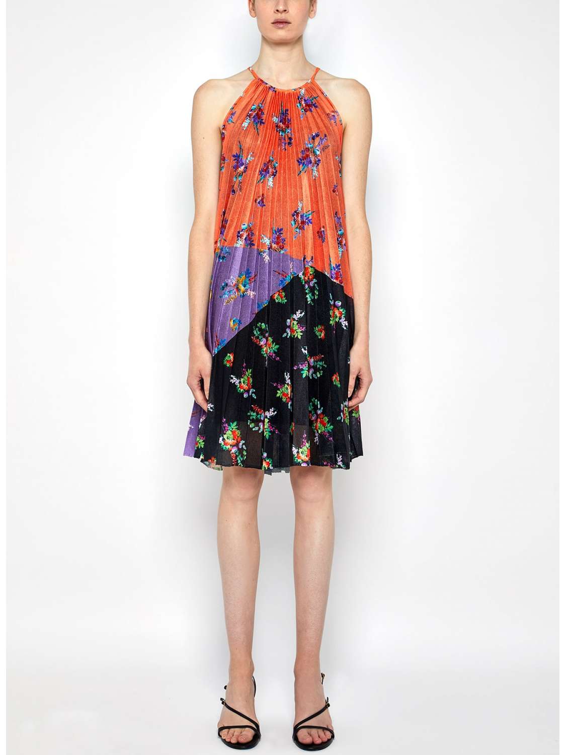 Short pleated dress